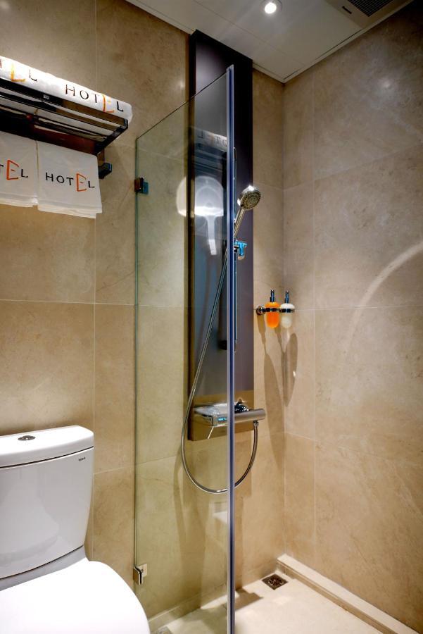 E Hotel Гонконг Екстер'єр фото
